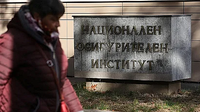НОИ одобри бюджета: По-високи осигуровки, по-големи пенсии от 1 юли