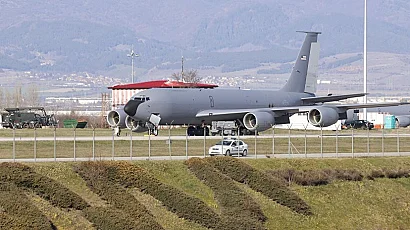 Американски военни самолети кацнаха в София за временен престой