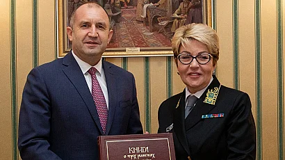 Митрофанова поиска дела, не думи. Първото голямо решение на Радев направи точно това
