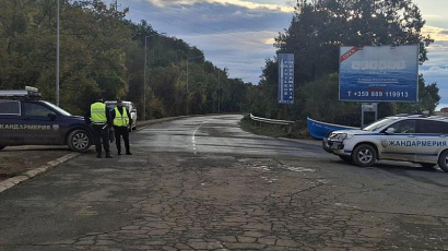 Ограничен достъп до Елените, обстановката в Бургас постепенно се нормализира