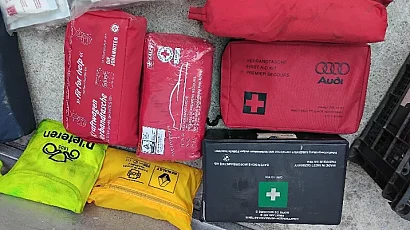 Гърция въвежда нови изисквания за аптечките в колите: Ето какво трябва да знаете