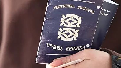От 1 юни хартиените трудови книжки остават в миналото, но не ги изхвърляйте