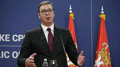 Вучич готви политическо отстъпление и търси наследник