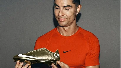 След Air Jordan идва CR7? Историята зад златните бутонки на Роналдо