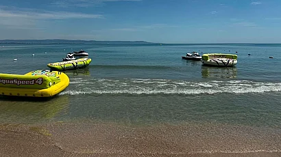 Преди да се качите на джет: Проверете кои водни атракции по морето са законни