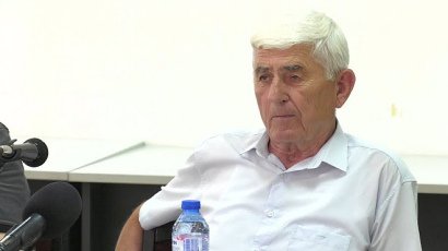 Шефът на запасните военни вербува гласове за Румен Радев, потресени свидетели пишат на ЦИК и военния министър