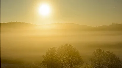 Септември започва с жега до 36°, студен фронт носи бури и градушки