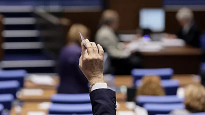 НС се захваща с промените в правомощията на особения търговски управител