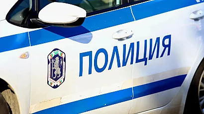 Осем души са задържани в София при опит за продажба на имот с фалшиви документи