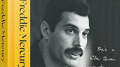 Книга с текстове и снимки на Фреди Мъркюри от Мери Остин излиза за 80-ата му годишнина