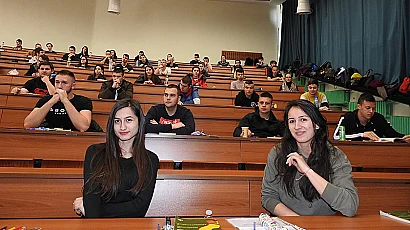 Три университета въвеждат общ приемен изпит