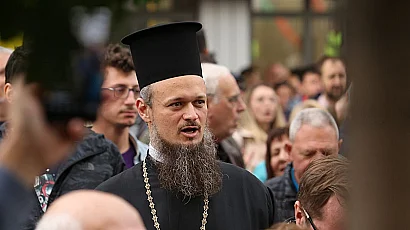 Архим. Дионисий: „Победата не е отмъщение, мирът не е капитулация“ – честит Ден на Независимостта, Украйна
