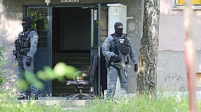 52-ма задържани при акцията срещу „Калашниците“, шестима вече са обвинени