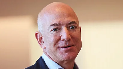 Американски милиардери и основателят на Amazon Джеф Безос купуват 30% от „Ливърпул“