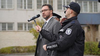 Даниел Митов отчита перфектни действия на полицията, обвини опозиционери и провокатори