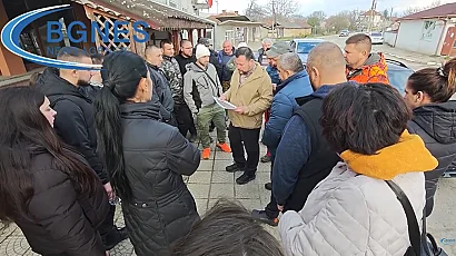 Мащабна акция в село Ръжена: Десетки доброволци търсят изчезнала жена