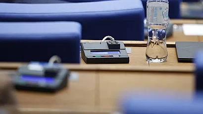 Парламентът окончателно одобри бюджетите на ДОО и на НЗОК