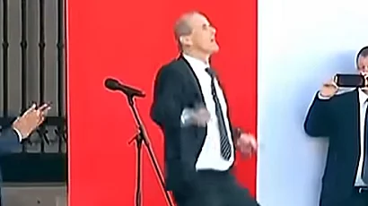 Танцуващият политик, който засенчи новия премиер на Унгария /видео/