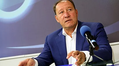 Бивш министър на отбраната влиза в Съвета на директорите на „Кинтекс“