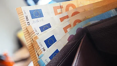 Защита на потребителите: Гърция ограничава оскъпяването на потребителските кредити