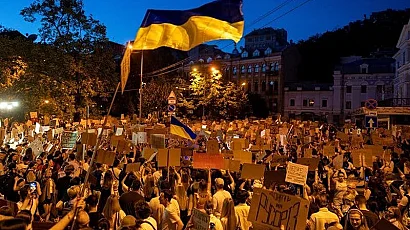 Протестите в Украйна – една от най-сериозните политически кризи за Зеленски