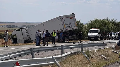 Заради катастрофата с ТИР на „Тракия“ затварят магистралата за повторен оглед