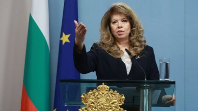Пресконференция на президента Илияна Йотова сложи точка на Румен Радевия стил