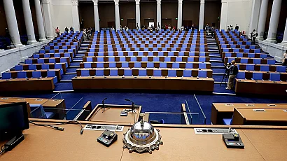 Петима министри излизат на парламентарен контрол