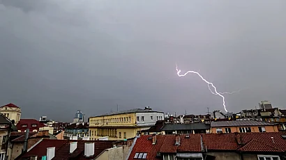 Чакат ни бури и градушки днес следобед и температури до 35°