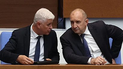 FAZ: Обрат за „Безмер“ и „сръбско люлеене“ – германски анализ за Радев