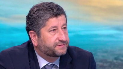 Христо Иванов: Не изключвам нищо извън червените линии