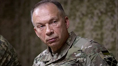 Уволненият ген. Сирски: „Предавам армията в състояние на настъпление“