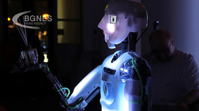 Apple разработва домашен робот с AI
