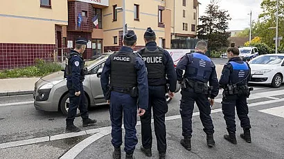 Френската полиция откри останки на пет бебета в апартамент. Основна версия: убийство