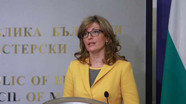 Екатерина Захариева: Трябва да се приберат 766 българи от чужбина