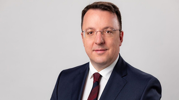 Министърът на отбраната на Румъния подаде оставка