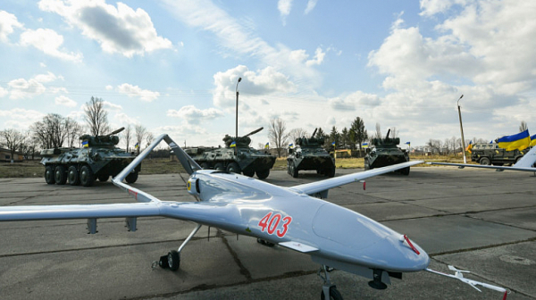 Русия е унищожила складирани дронове ”Байрактар” и военни боеприпаси на летището в Одеса