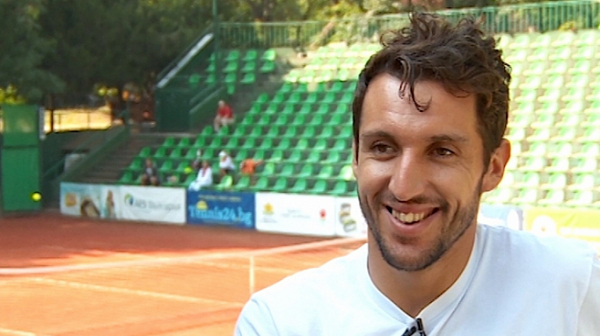 Българският тенисист Васко Младенов се прибра от Киев