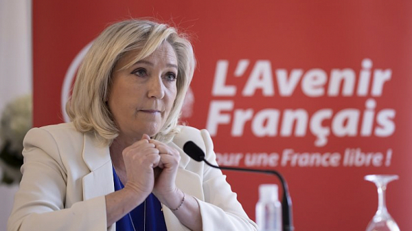 Марин Льо Пен вади Франция от НАТО, ако спечели изборите