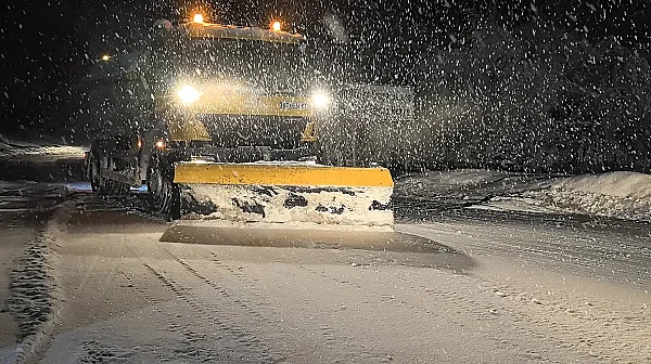 415 снегорина чистят страната. Каква е пътната обстановка?