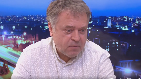 Марк Кадин, руснак от Краматорск: Русия се държи като бандит, руснаците пълнят самолетите и бягат
