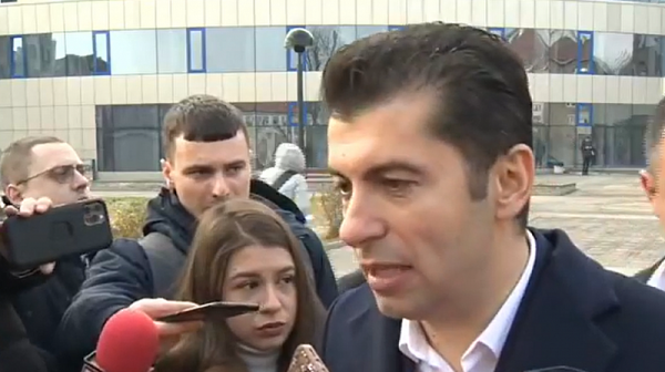 Петков: Сигурен съм, че Борисов няма да се появи на делото