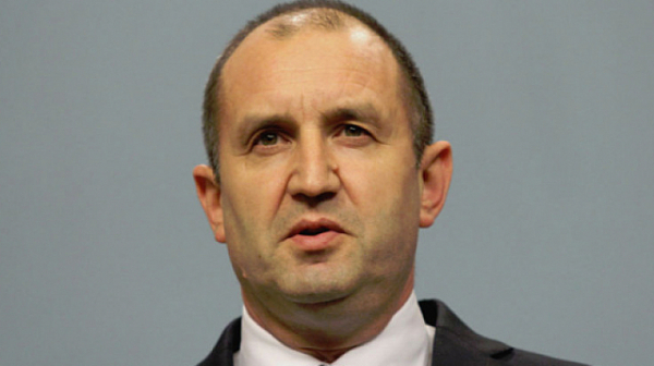 Президентът Радев безкомпромисен: Очаквах повече от Стефан Янев като министър на отбраната