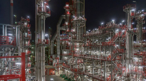 Гигaнт oт OAE e фaвopит зa cpъбcĸaтa NІЅ. А за 