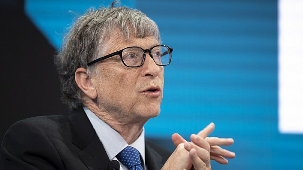 Бил Гейтс нарича GPT AI най-голямото постижение от 1980 г. насам