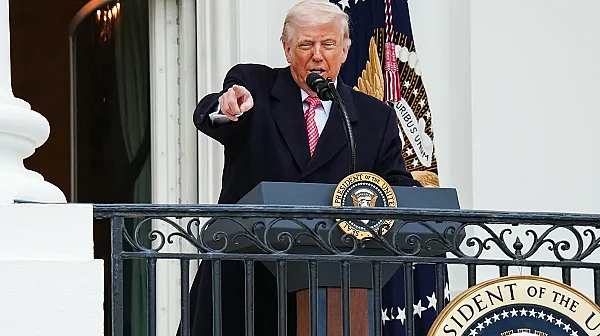 На фона на продължаваща размяна на ракети: Тръмп обяви, че е сменил режима в Техеран