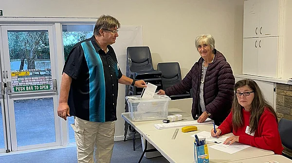 493 секции в 55 държави: Изборният ден зад граница приключи