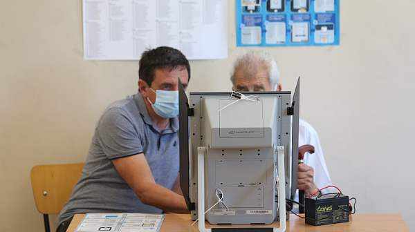 Депутати от ГЕРБ поискаха проверка на всички машини за гласуване