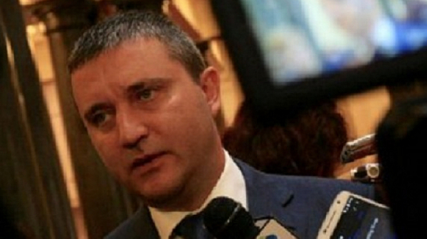 Горанов: Панаир са нападките на Божков, ако има доказателства да ги дава