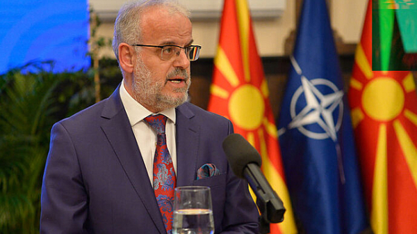 За първи път албанец стана премиер на Северна Македония